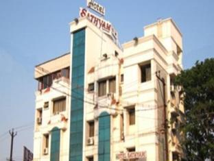 Hotel Sathyam Tiruchirappalli Exterior photo